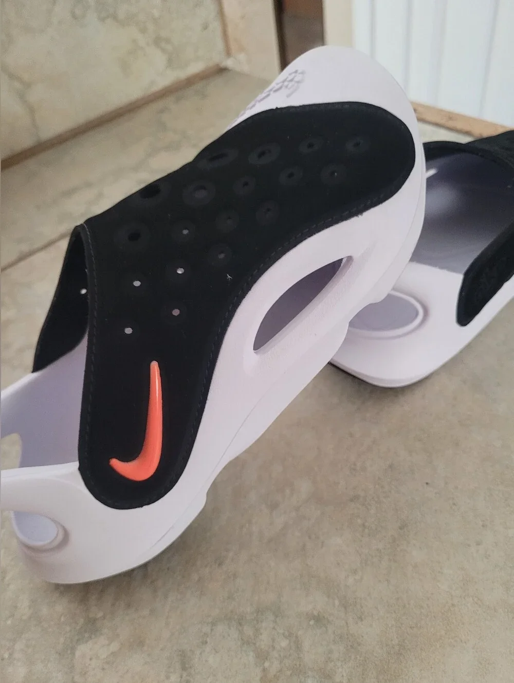 Nike Aqua Swoosh